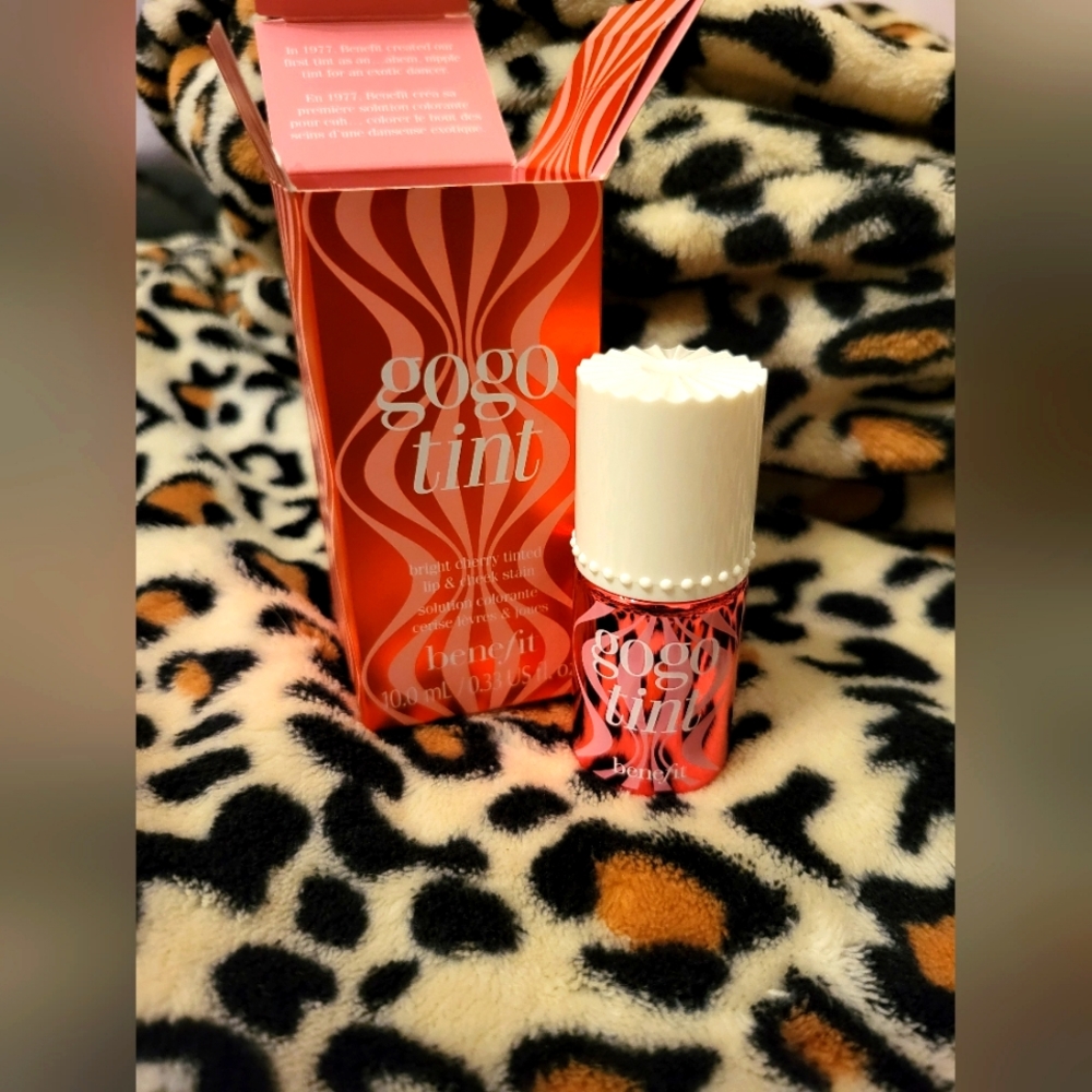 **NIB**Benefit Benetint "GoGo" Bright Cherry